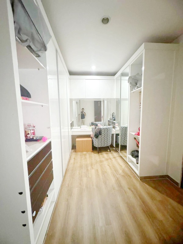 Dijual Murah Rumah 2 lantai di Graha Natura Surabaya