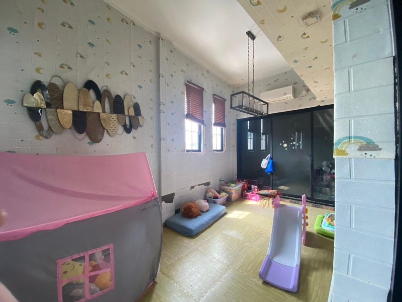 Dijual Rumah Lokasi Strategis & Nyaman Di Cilandak, Jakarta Selatan