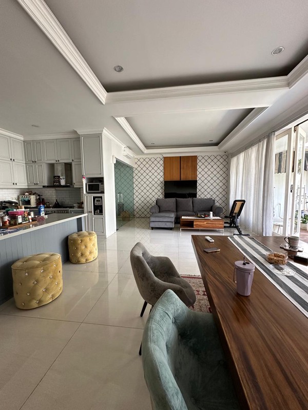 Rumah Siap Huni Di Sektor 9, Bintaro