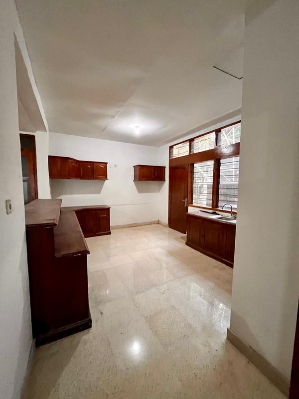 RUMAH DIJUAL JALAN DARMAWANGSA KEBAYORAN BARU