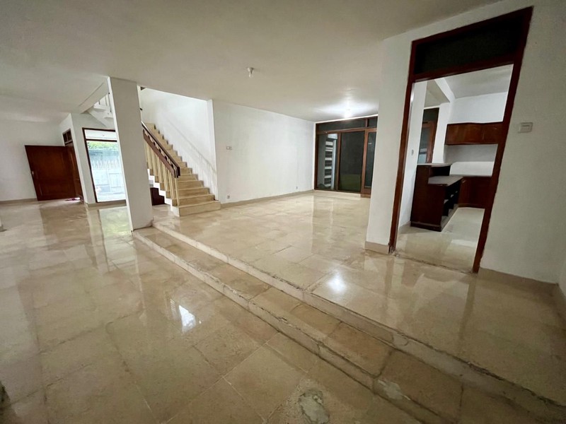 RUMAH DIJUAL JALAN DARMAWANGSA KEBAYORAN BARU