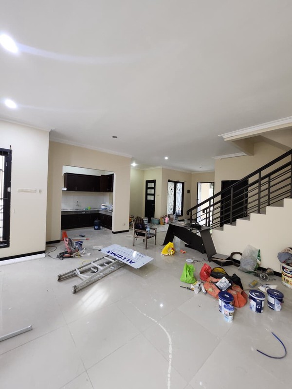 Disewakan Rumah Cantik - Royal Residence 