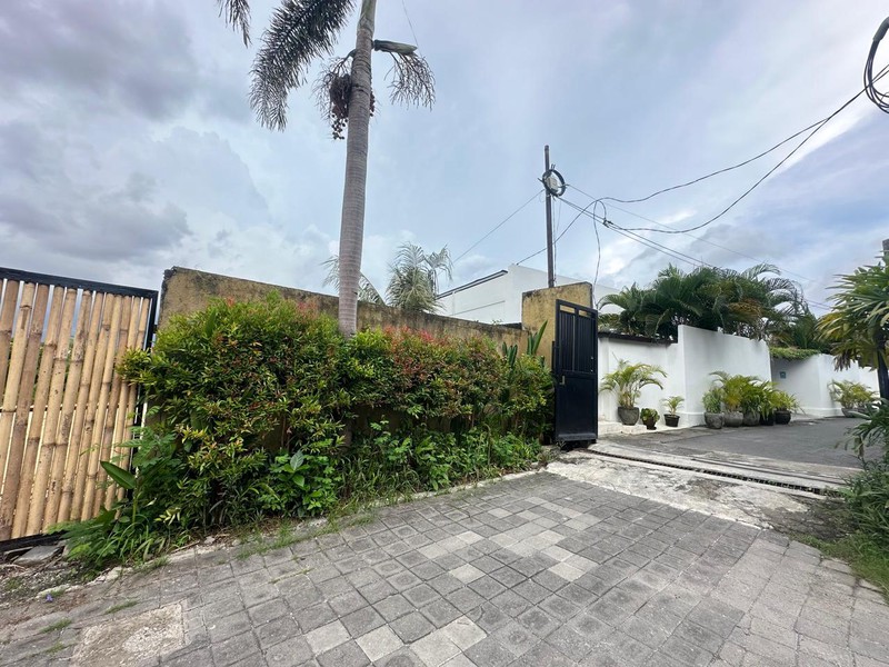 Extremely Rare Freehold Land 200m From Seminyak Beach 3,750 m Shm Blue Chip Asset