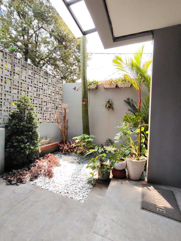 Dijual Rumah Lokasi Strategis Di Kramat Pela, Kebayoran Baru, Jakarta Selatan