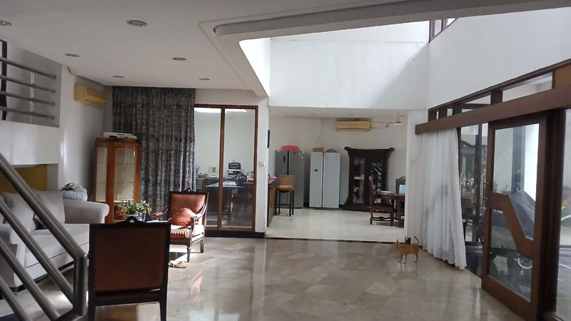 Dijual Rumah Lokasi Strategis Di Kramat Pela, Kebayoran Baru, Jakarta Selatan