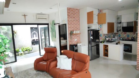 Dijual Rumah Cantik Lokasi Di Jl. Kencana, Cipete, Jakarta Selatan