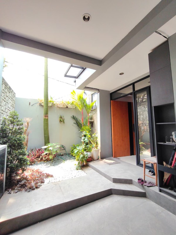 Dijual Rumah Cantik Lokasi Di Jl. Kencana, Cipete, Jakarta Selatan