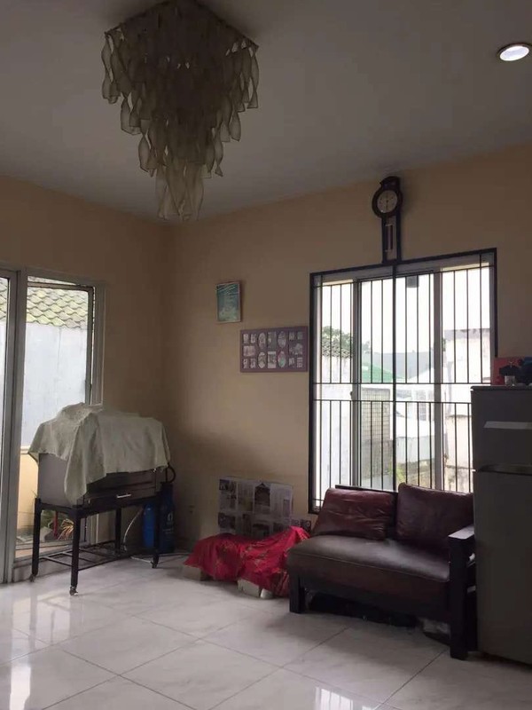 Flash Sale. Rumah besar Puspita Loka, BSD