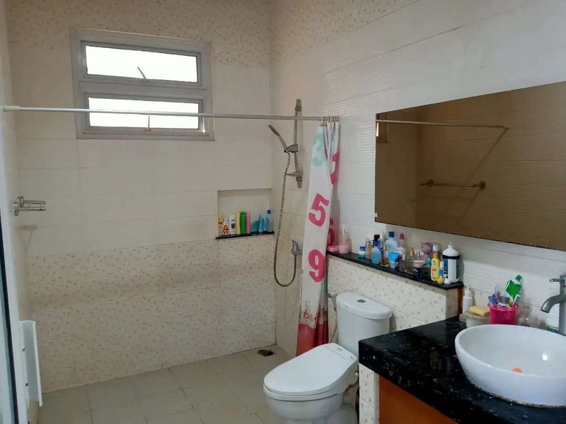 Flash Sale. Rumah besar Puspita Loka, BSD