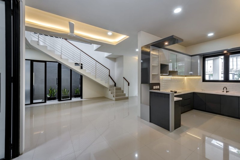 DISEWAKAN RUMAH BARU