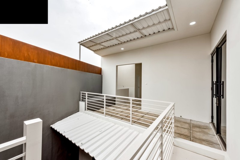 DISEWAKAN RUMAH BARU