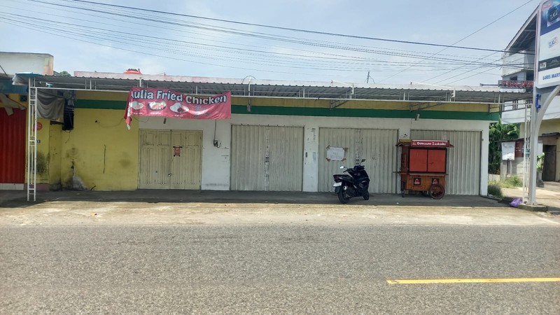 Disewakan Eks Mini Market Strategis di Jl. Parangtritis KM 14 Cocok Untuk Membuka Usaha/Kantor, Patalan, Jetis, Bantul