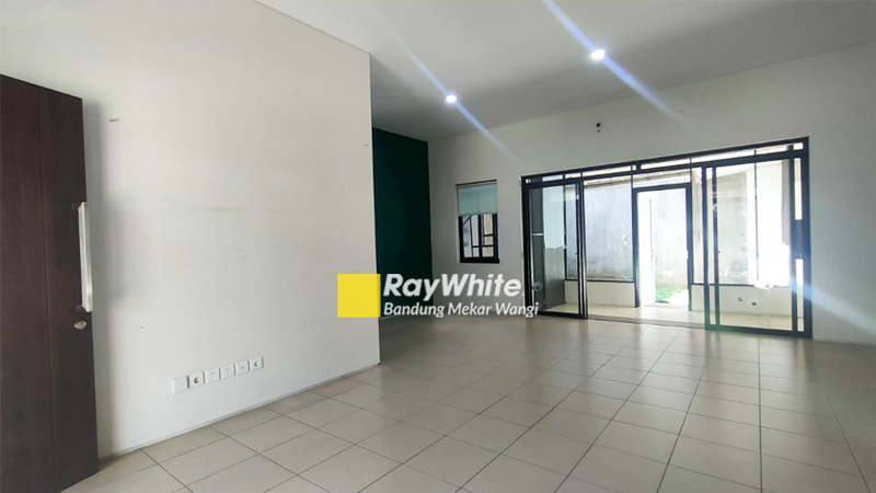 Rumah Tatar Kota Baru Parahyangan Lokacitra