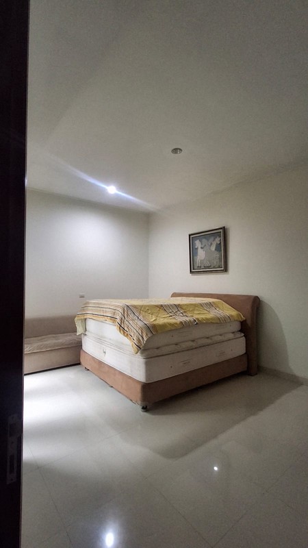 Dijual Rumah Mewah 2 Lantai di Perumahan Elit Bale Hinggil, Luas & Strategis, Sinduharjo, Ngaglik, Sleman