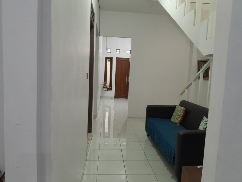 Rumah VBR Bintaro Regency 1,5 Lantai - 3 KT, Harga 1 M-an, Jarang Ada