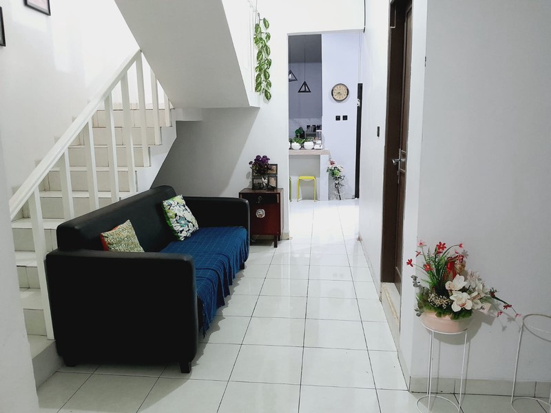 Rumah VBR Bintaro Regency 1,5 Lantai - 3 KT, Harga 1 M-an, Jarang Ada