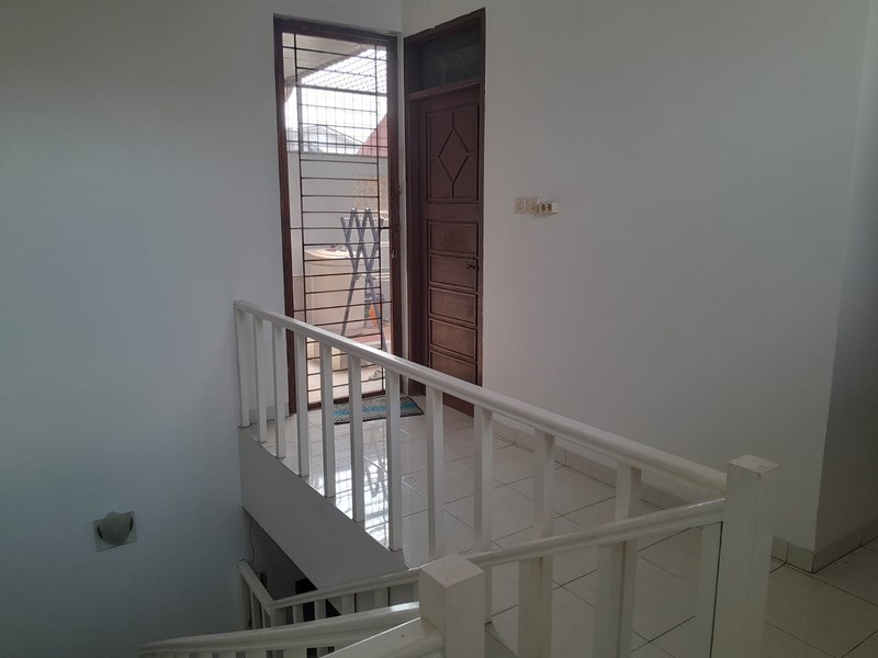 Rumah VBR Bintaro Regency 1,5 Lantai - 3 KT, Harga 1 M-an, Jarang Ada