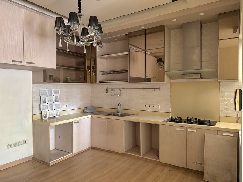 Rumah Full Renovasi di Foresta BSD Dekat Mall dan Tol