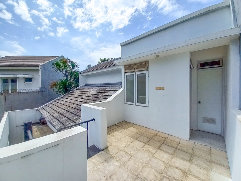 Rumah di CitraGran Cibubur dekat Tol, Raffles Hills, Kota Wisata