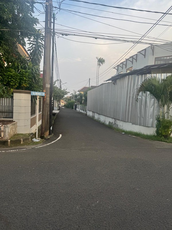 jual cepat rumah hoek di bendi raya tanah kusir jaksel