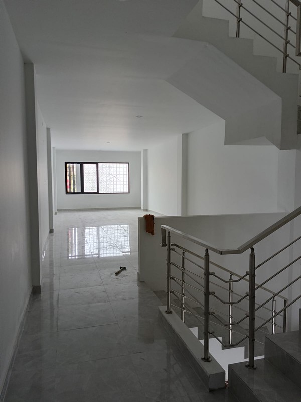 Disewakan 7 unit Ruko Baru Gress Jalan Raya Satelit Surabaya Barat