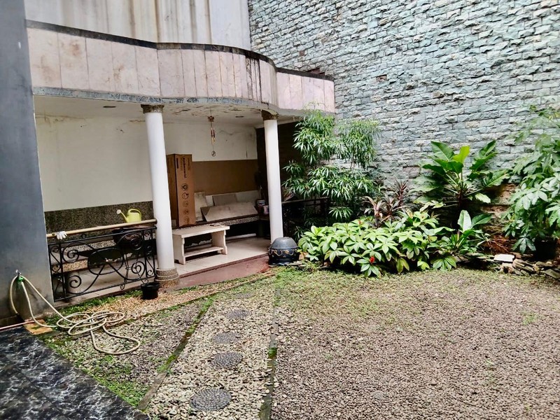 Rumah Bagus Di Taman Kebon Jeruk Jakarta Barat