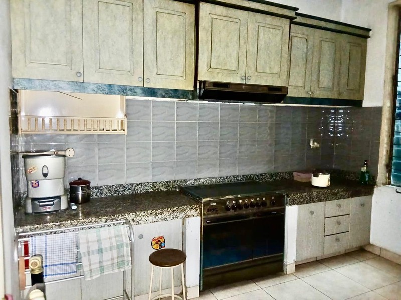 Rumah Bagus Di Taman Kebon Jeruk Jakarta Barat