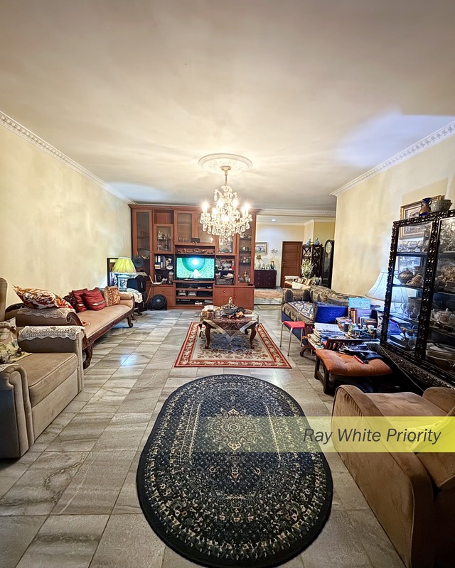 RUMAH CLASSIC DENGAN SWIMMING POLL DI MANDAR BINTARO JAYA, TANGERANG SELATAN