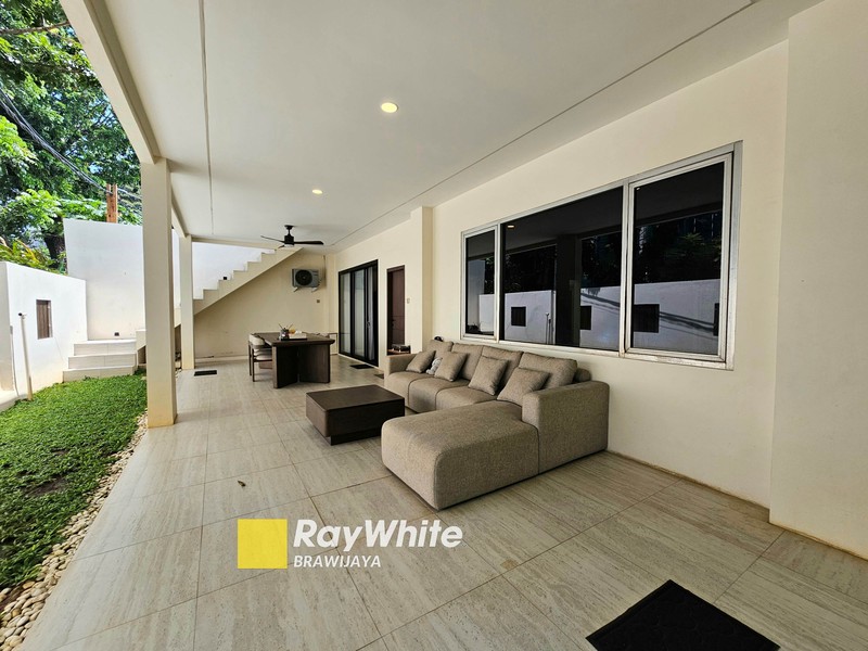 Rumah di Kerinci, Kebayoran Baru, Jaksel, cocok buat rumah atau tempat usaha, 2 km ke Senayan City