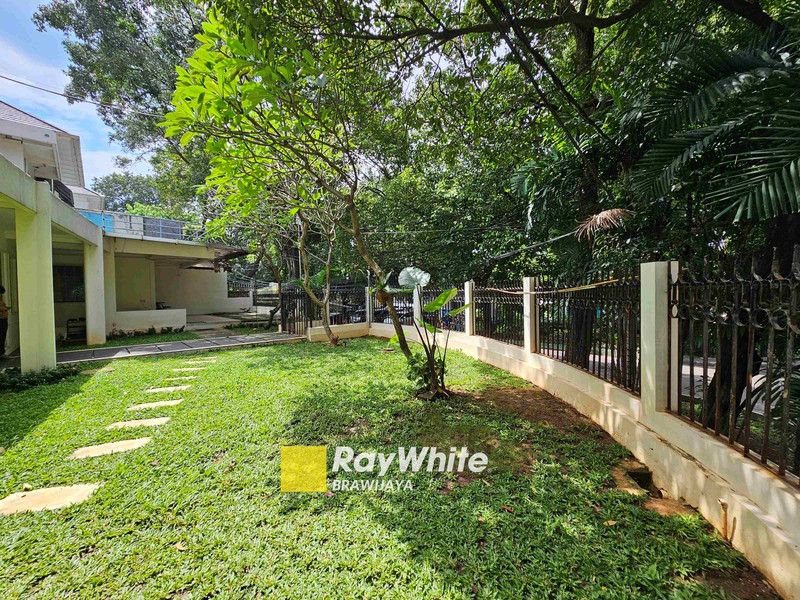 Rumah di Kerinci, Kebayoran Baru, Jaksel, cocok buat rumah atau tempat usaha, 2 km ke Senayan City