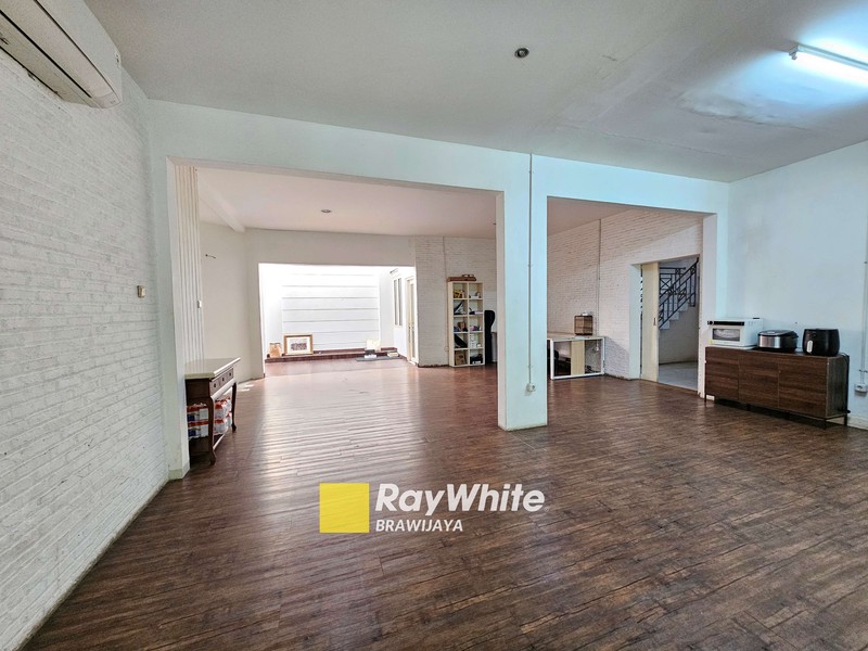 Rumah di Kerinci, Kebayoran Baru, Jaksel, cocok buat rumah atau tempat usaha, 2 km ke Senayan City