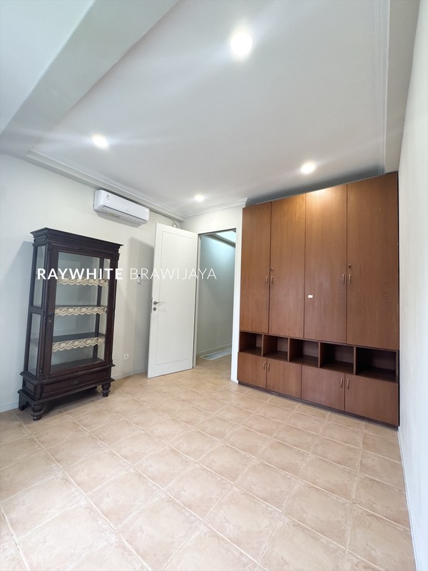 Rumah Newly Renovated Siap Huni Area Pondok Indah