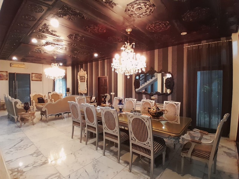 DIJUAL  RUMAH STRATEGIS - TEROGONG PONDOK INDAH, JAKARTA SELATAN