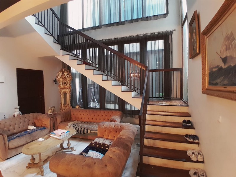 DIJUAL  RUMAH STRATEGIS - TEROGONG PONDOK INDAH, JAKARTA SELATAN