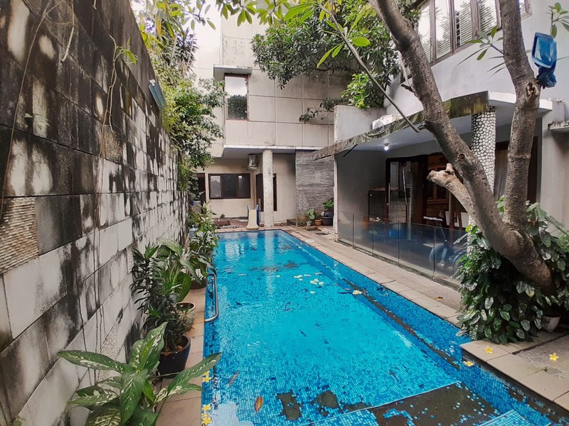 DIJUAL  RUMAH STRATEGIS - TEROGONG PONDOK INDAH, JAKARTA SELATAN