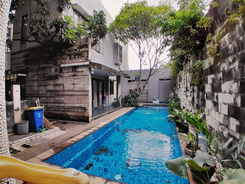 DIJUAL  RUMAH STRATEGIS - TEROGONG PONDOK INDAH, JAKARTA SELATAN