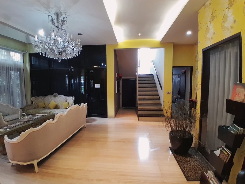 DIJUAL  RUMAH STRATEGIS - TEROGONG PONDOK INDAH, JAKARTA SELATAN