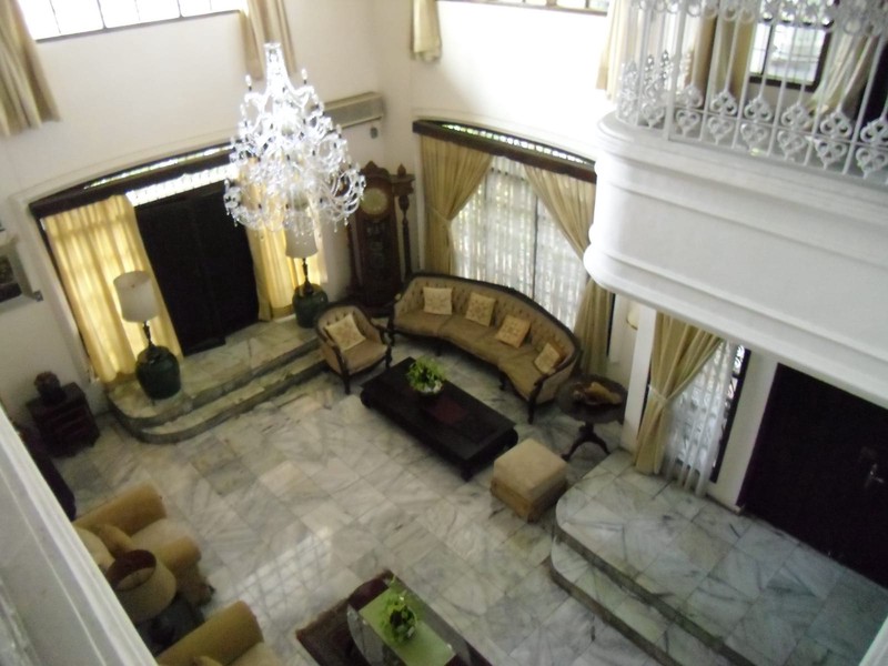 DIJUAL RUMAH 2LT di KAV.POLRI, AMPERA, JAK-SEL