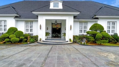 Villa Mewah, American Classic Style