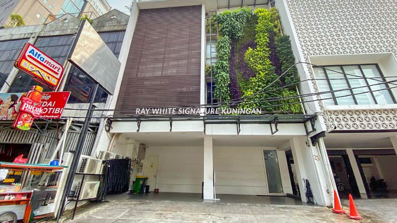 Ruko Gandeng strategis di area Prestisius Menteng Cocok Untuk Usaha