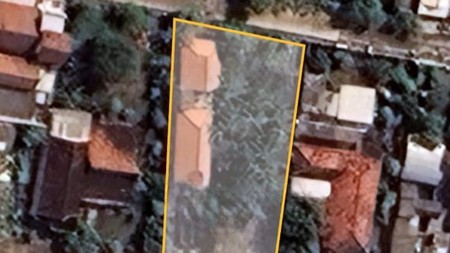 Dijual Rumah dan Pekarangan Luas dan Dekat Jalan Propinsi Lamongan