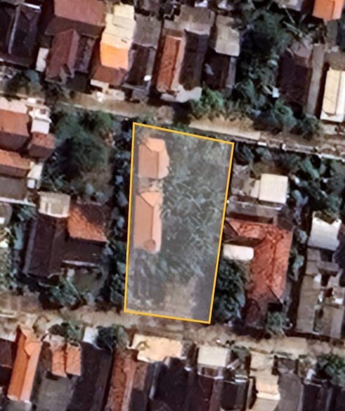 Dijual Rumah dan Pekarangan Luas dan Dekat Jalan Propinsi Lamongan