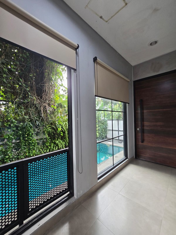 Rumah Premium 2.5 Lantai + Privat Pool di Emerald View Hook Timur