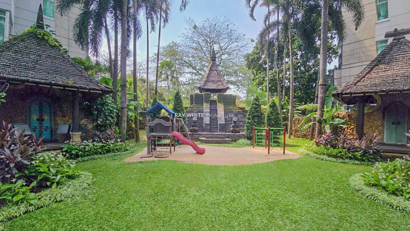 For Sale Prestigious Apartment Four Seasons Residences at Kuningan 8th Floor