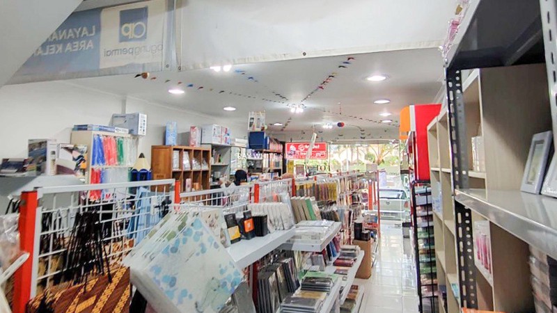 Ruko Toko Stationary di Jl Boulevard Timur Kelapa Gading