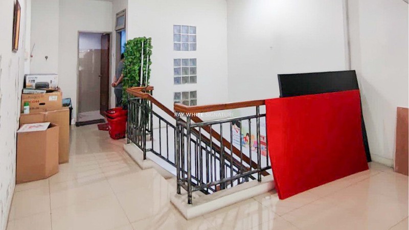 Ruko Toko Stationary di Jl Boulevard Timur Kelapa Gading