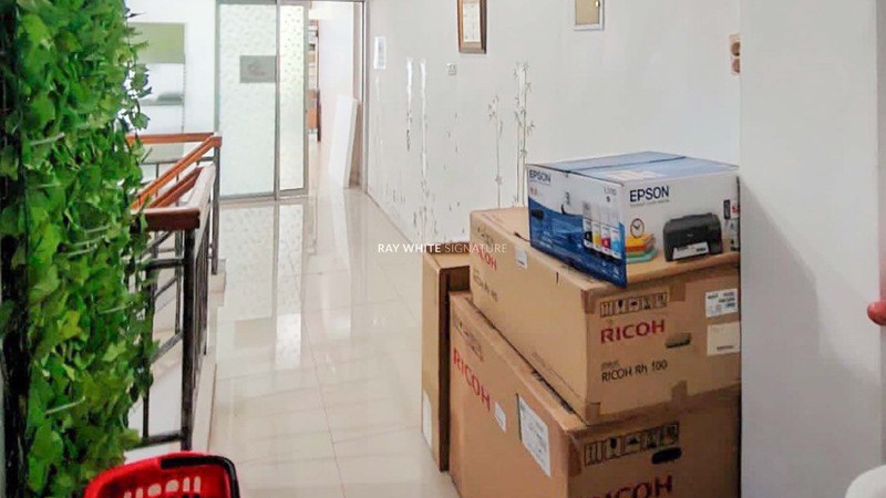 Ruko Toko Stationary di Jl Boulevard Timur Kelapa Gading