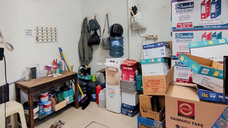 Ruko Toko Stationary di Jl Boulevard Timur Kelapa Gading