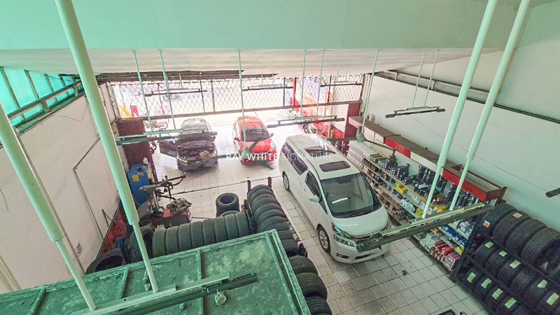 Lokasi Bisnis di jalan arteri kawasan Tebet, Jakarta Selatan