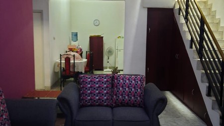 Dijual Rumah Bebas Banjir Lokasi Strategis Lingkungan Nyaman & Asri Di Ciracas, Jakarta Timur